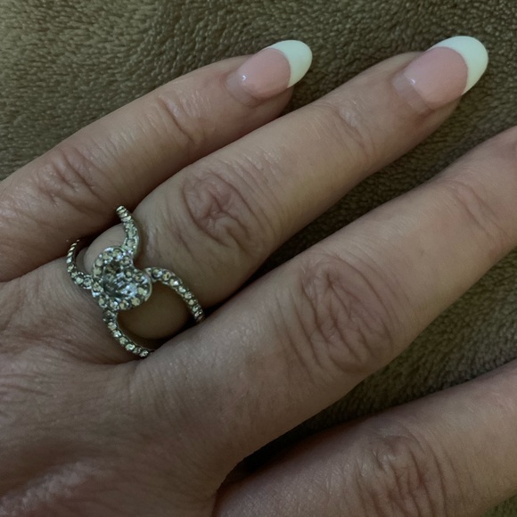 925 sterling silver white sapphire Fashion Ring - Picture 4 of 6